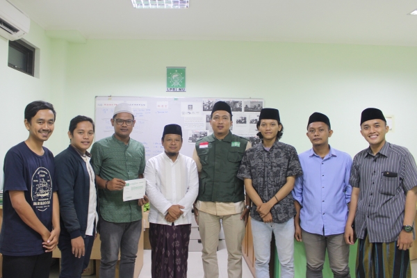 Alumni Asshiddiqiyah 2 Serahkan Bantuan untuk Bencana Palu, Sigi dan Donggala